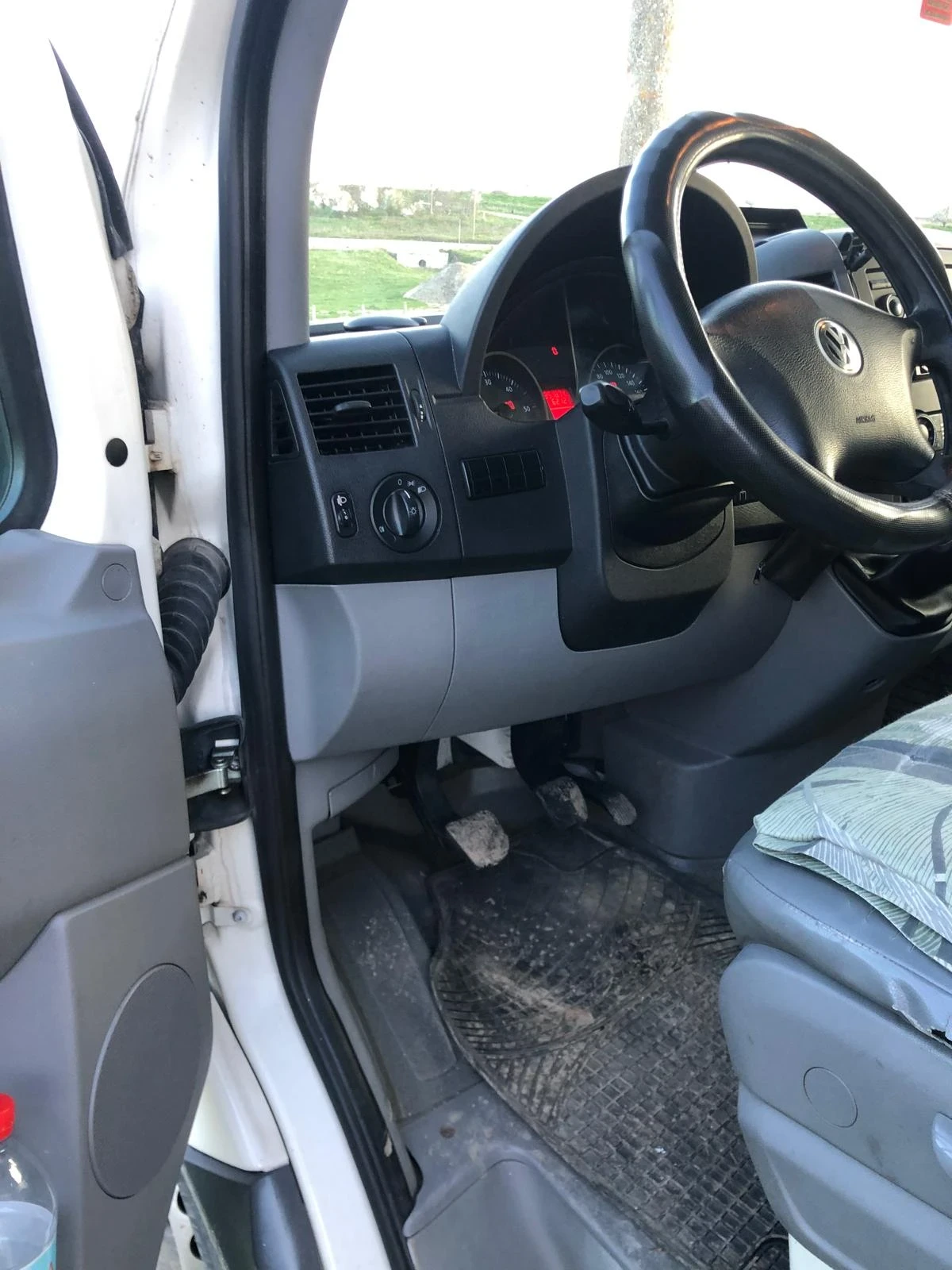 VW Crafter, снимка 8 - Бусове и автобуси - 54693232