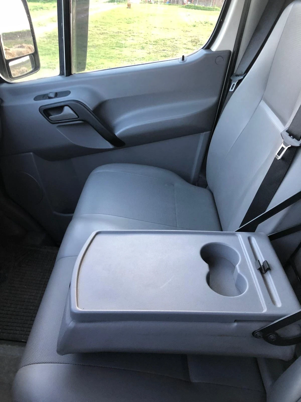 VW Crafter, снимка 2 - Бусове и автобуси - 54693232