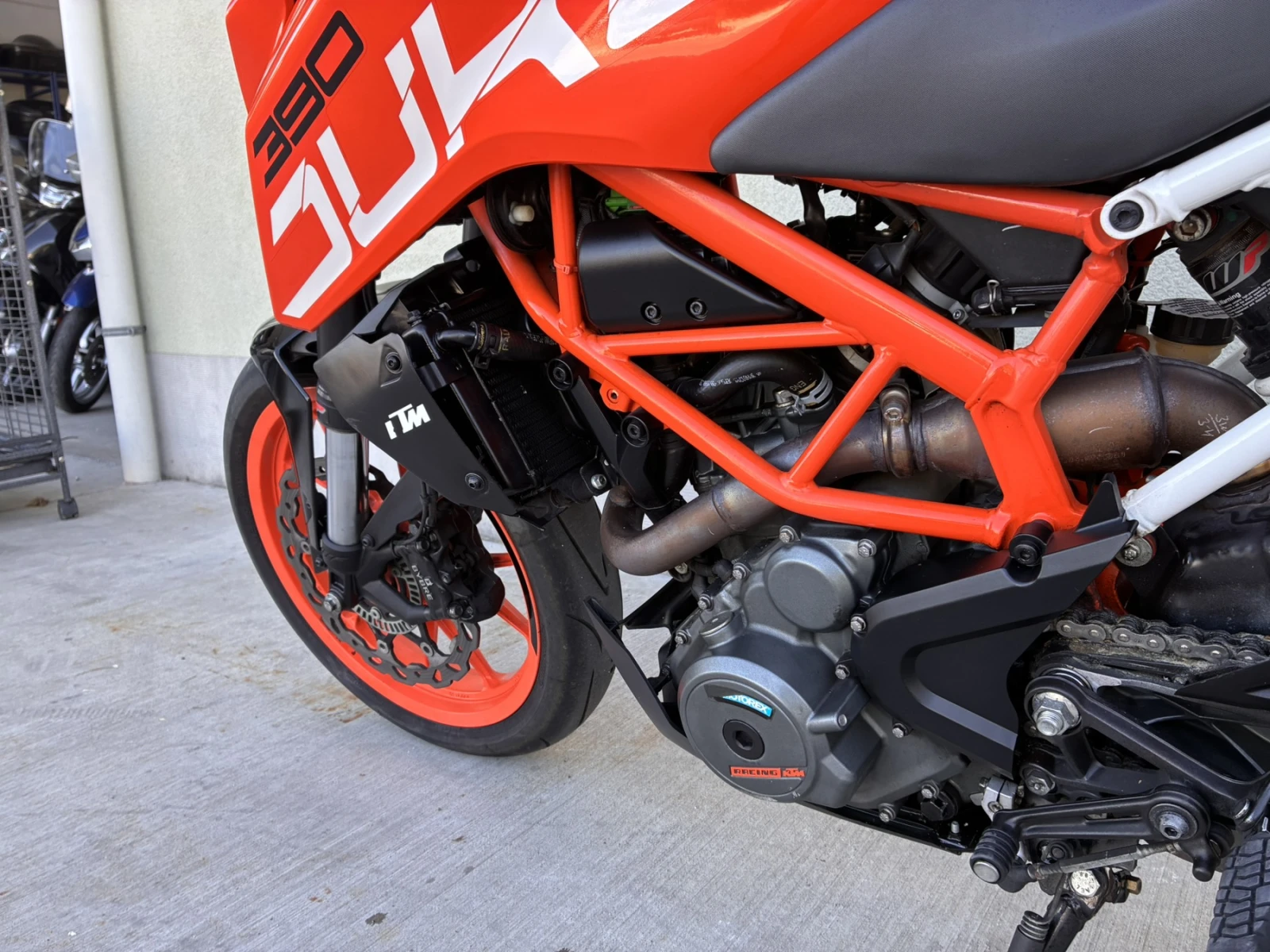 Ktm Duke 390-A2 35 Kw, снимка 7 - Мотоциклети и мототехника - 56072666