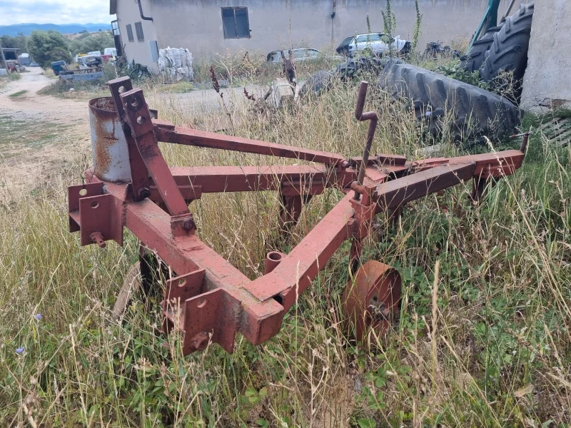 Плуг Друга марка, снимка 2 - Селскостопанска техника - 51467367