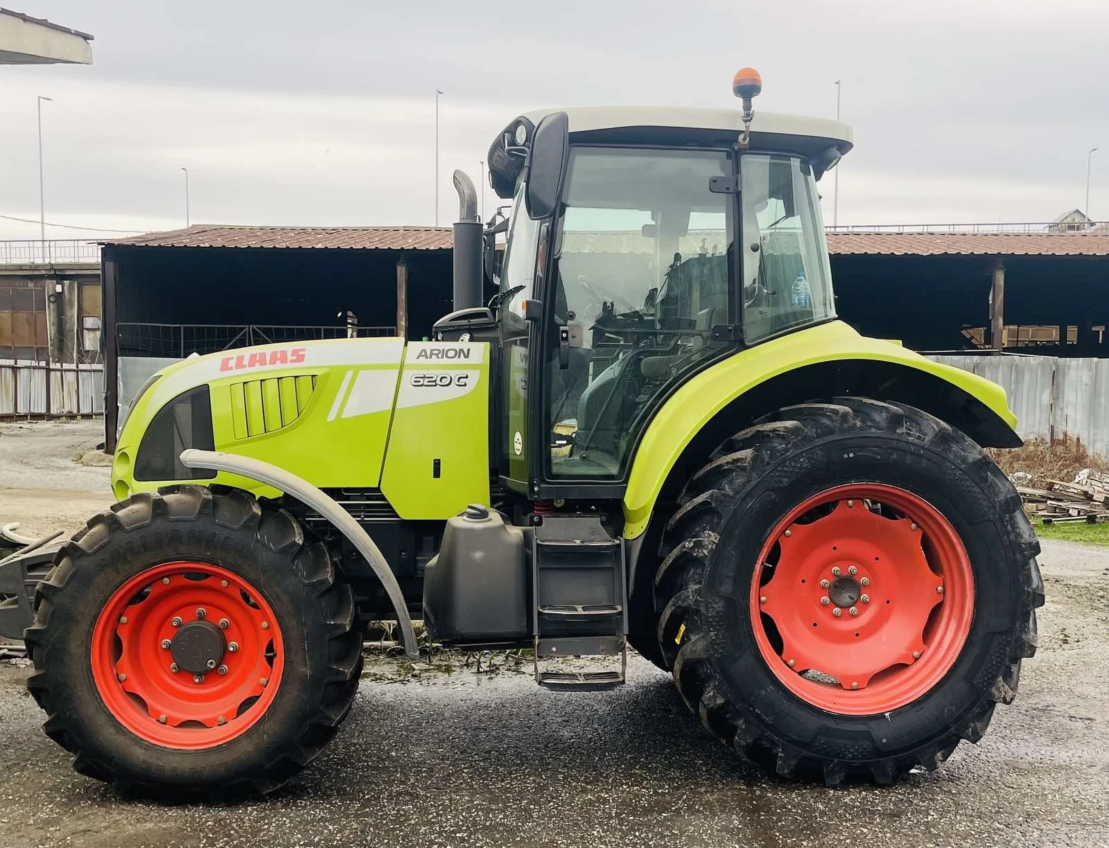 Трактор Claas ARION 620 C- НАЛИЧЕН И НАМАЛЕН! - изображение 2