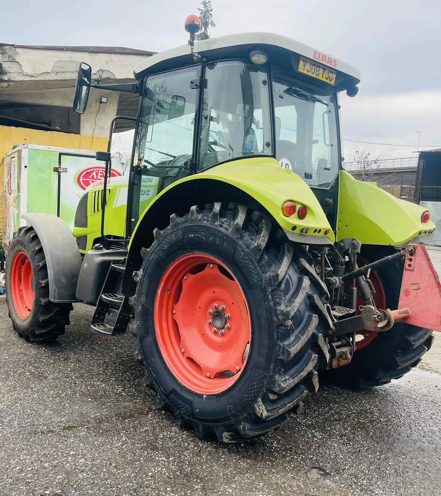 Трактор Claas ARION 620 C- НАЛИЧЕН И НАМАЛЕН! - изображение 3