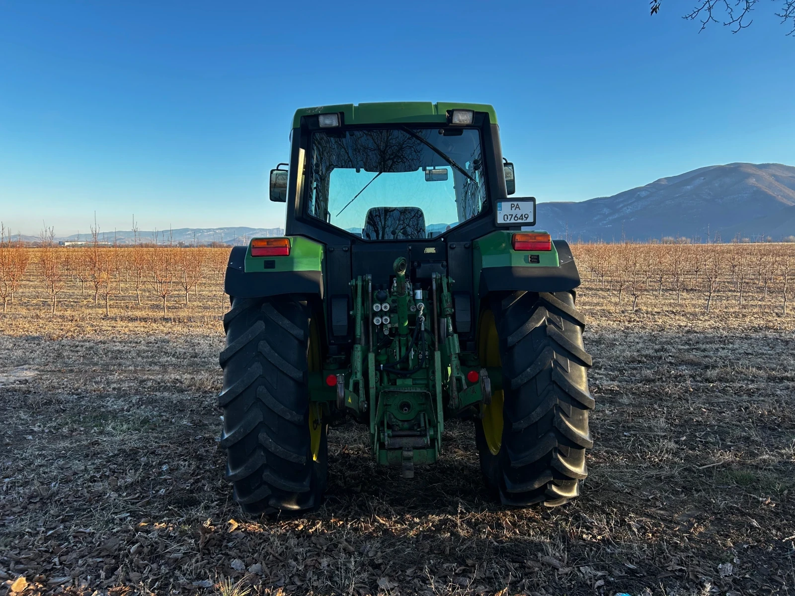 Трактор John Deere 6400 - изображение 5