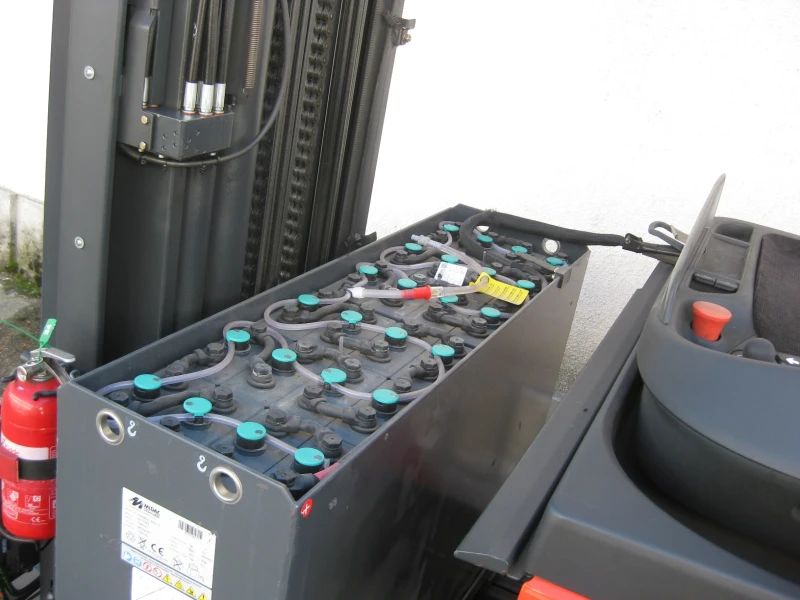 Електрокар Linde R14-01 /1120-01/, снимка 11 - Индустриална техника - 52323833