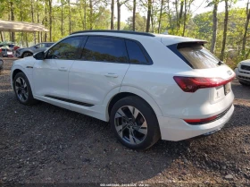 Audi E-Tron Premium Quattro, снимка 3
