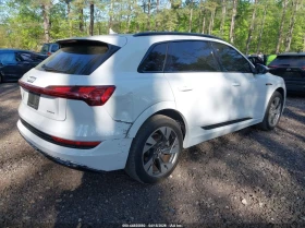 Audi E-Tron Premium Quattro, снимка 4