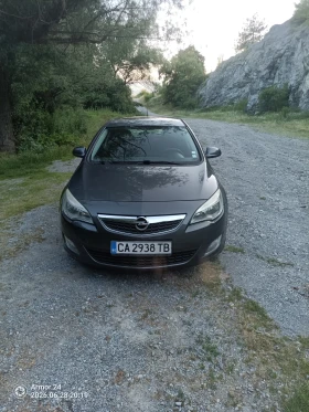 Opel Astra, снимка 1