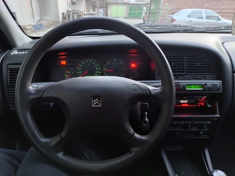 Citroen Xantia 2.0 HDI, снимка 13 - Автомобили и джипове - 48385281