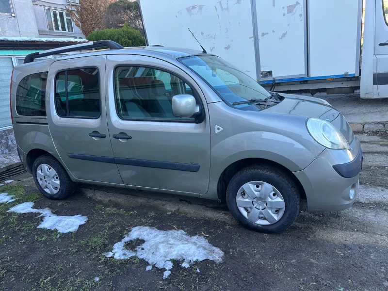 Renault Kangoo 1.6, снимка 3 - Автомобили и джипове - 48738569