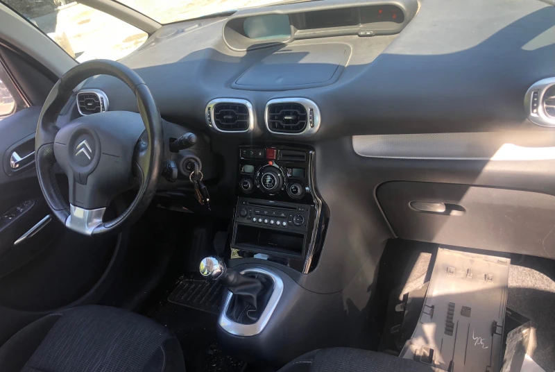 Citroen C3 Picasso 1.4 vvti, снимка 9 - Автомобили и джипове - 50086846