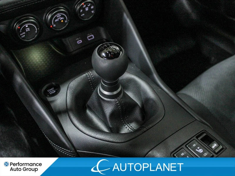 Nissan 370Z Z * * РЪЧКА * * CARFAX * * АВТО КРЕДИТ * * , снимка 14 - Автомобили и джипове - 52633834