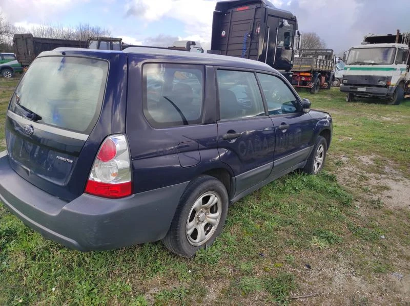 Subaru Forester 30бр.НАЛИЧНИ ЗА ЧАСТИ, снимка 4 - Автомобили и джипове - 5892831