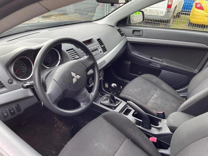 Mitsubishi Lancer 1.6 mivec, снимка 3 - Автомобили и джипове - 37152855