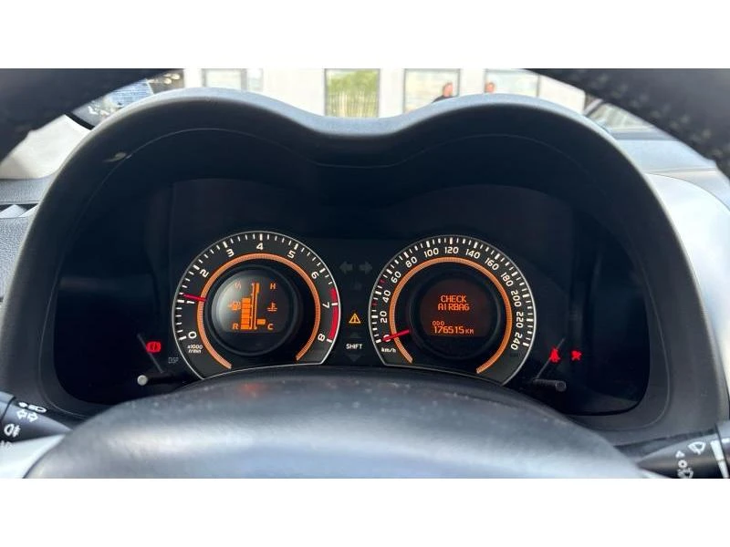 Toyota Corolla SDN 1.6VVT-I TERRA 6MT, снимка 14 - Автомобили и джипове - 54626837