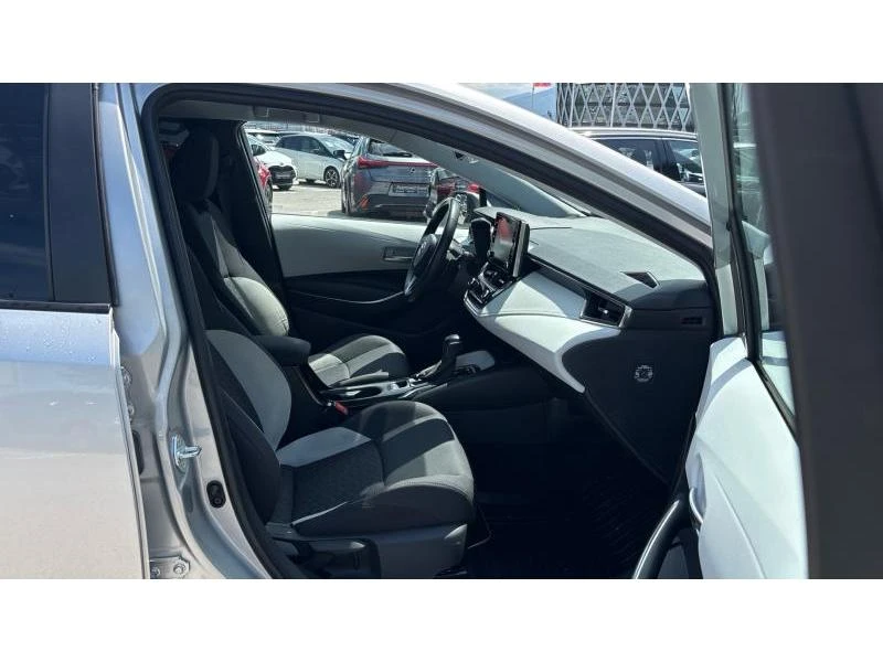 Toyota Corolla TS 2.0HSD EXECUTIVE MY22, снимка 6 - Автомобили и джипове - 54776434