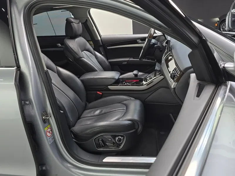 Audi A8 4.2 TDI QUATTRO, снимка 12 - Автомобили и джипове - 55096376
