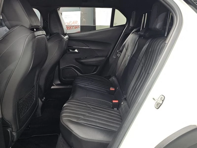 Peugeot 2008 1.5 BlueHDi GT Line| 100к.с.| ВКЛ.ТЕХНОТЕСТ, снимка 12 - Автомобили и джипове - 55123246
