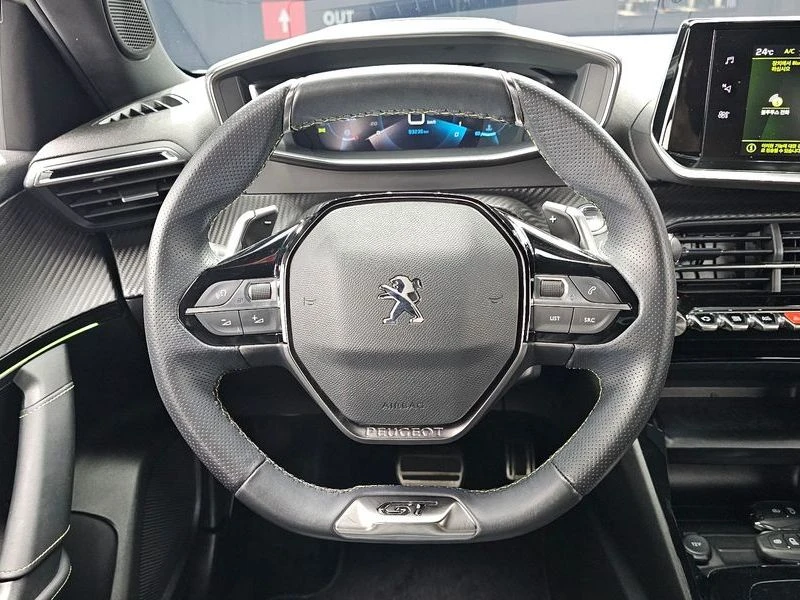 Peugeot 2008 1.5 BlueHDi GT Line| 100к.с.| ВКЛ.ТЕХНОТЕСТ, снимка 13 - Автомобили и джипове - 55123246
