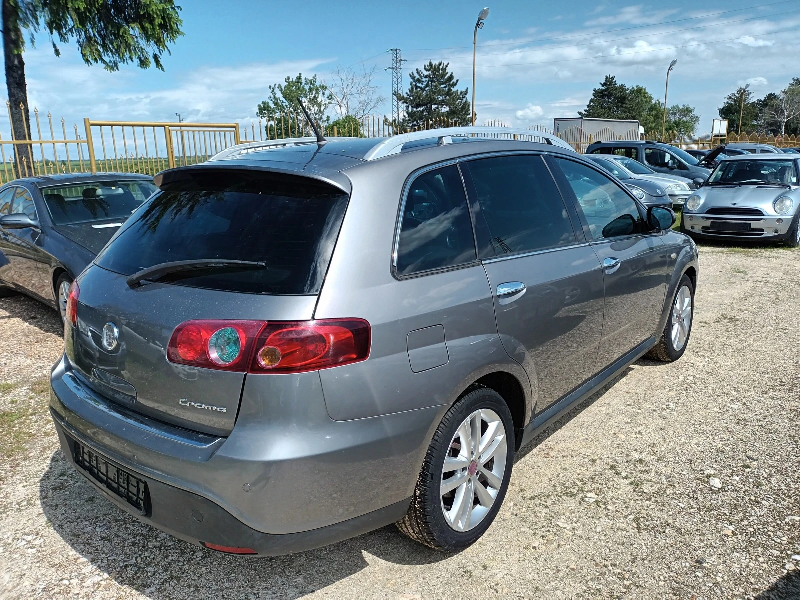 Fiat Croma 1.9JTD-150кс.Автоматик - изображение 8