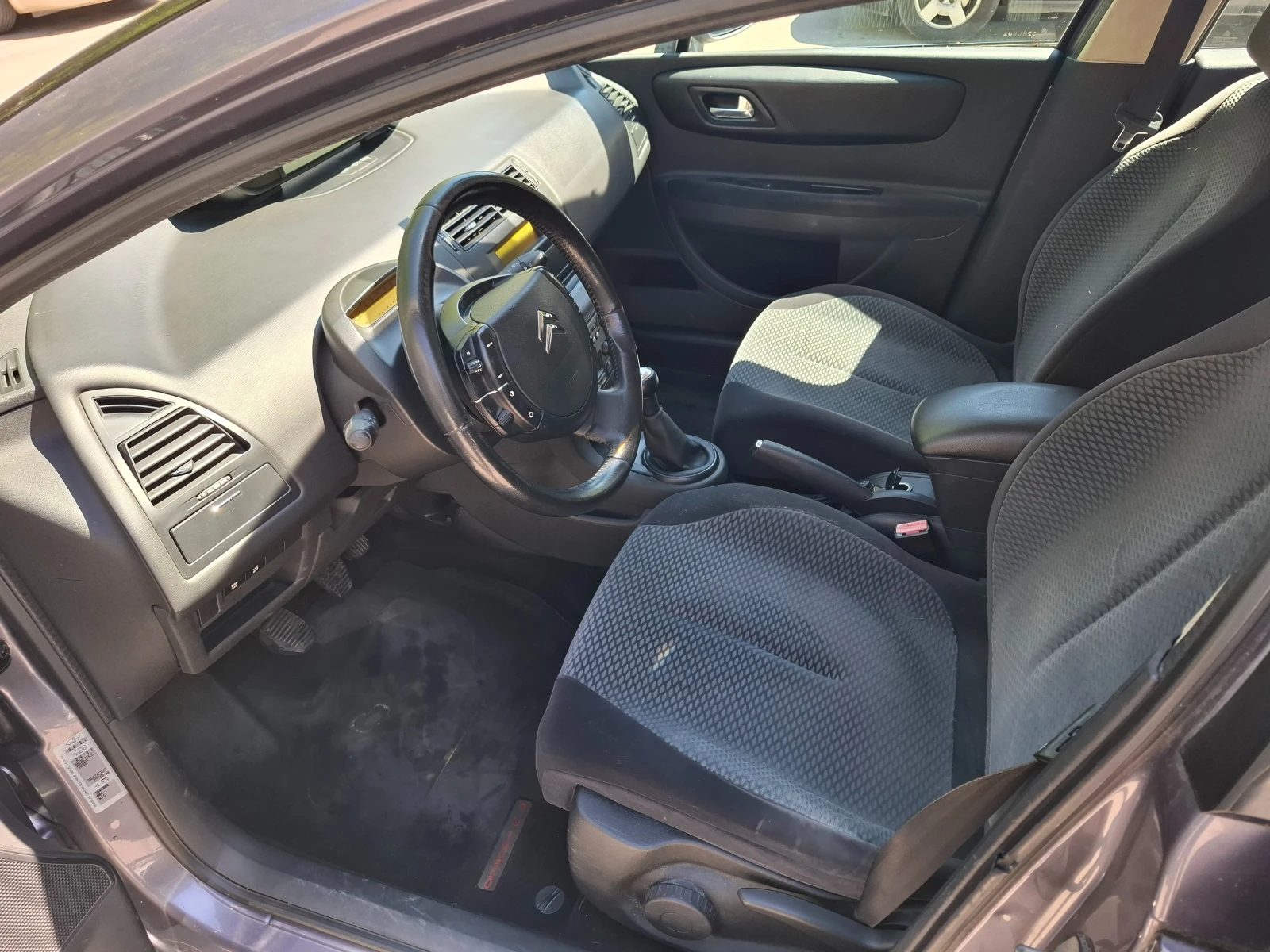 Citroen C4  - изображение 8
