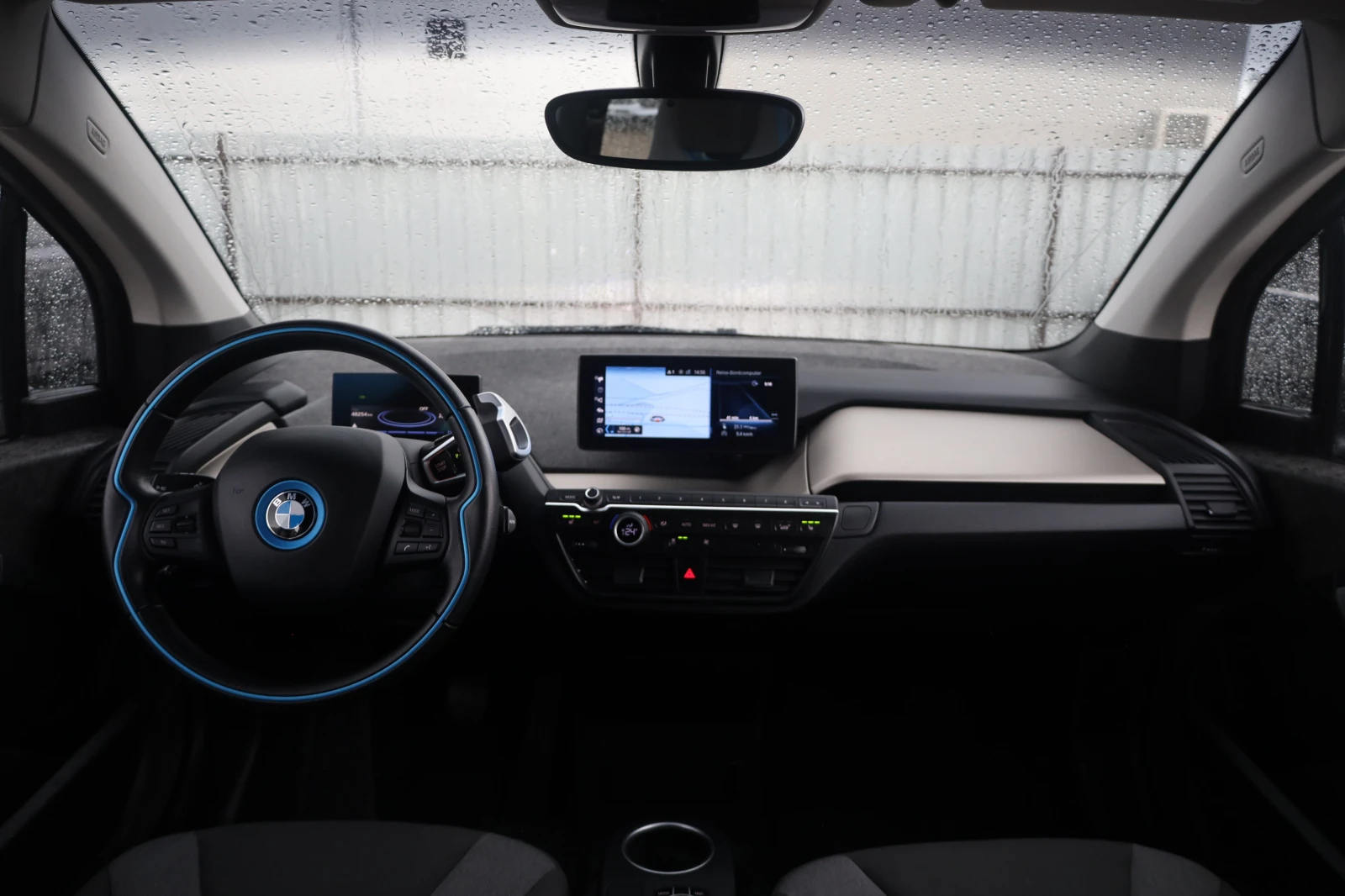 BMW i3 120Ah LED NAVI PRO SitzH KAM Wärmepumpe #iCar | Mobile.bg   13