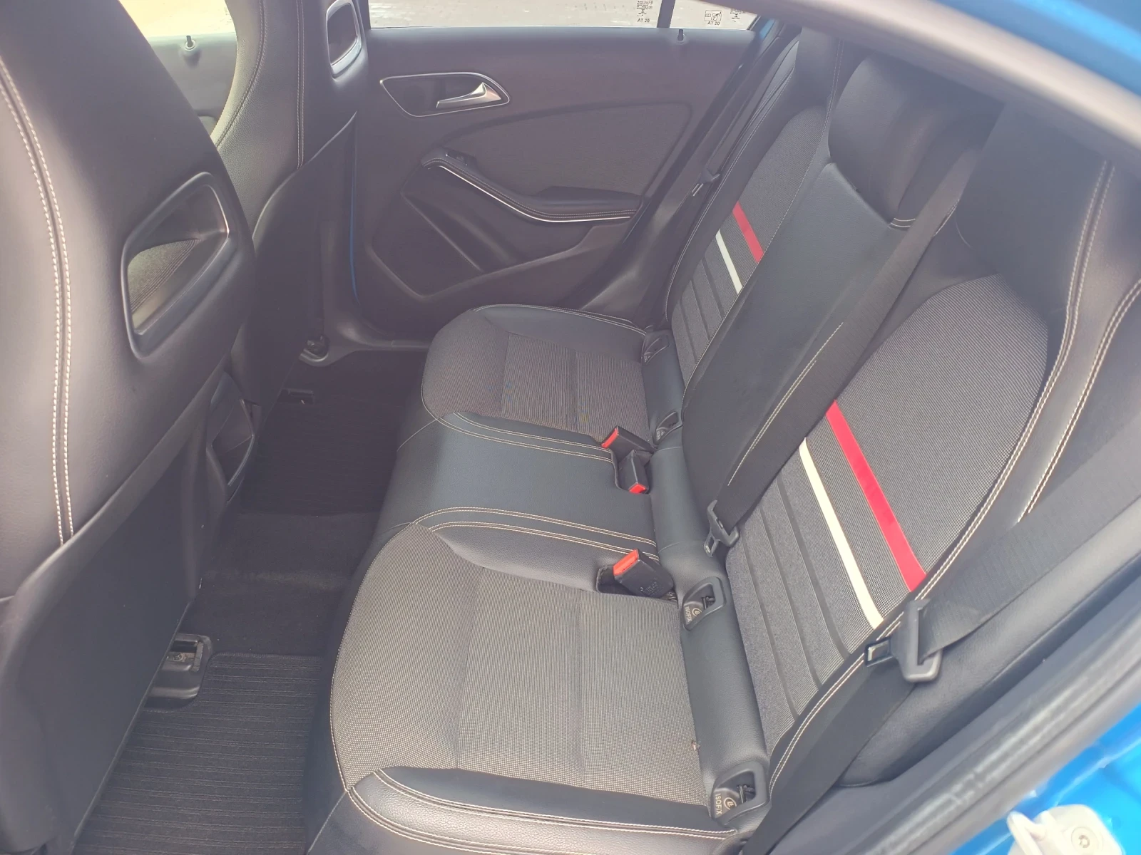 Mercedes-Benz A 180  - изображение 9