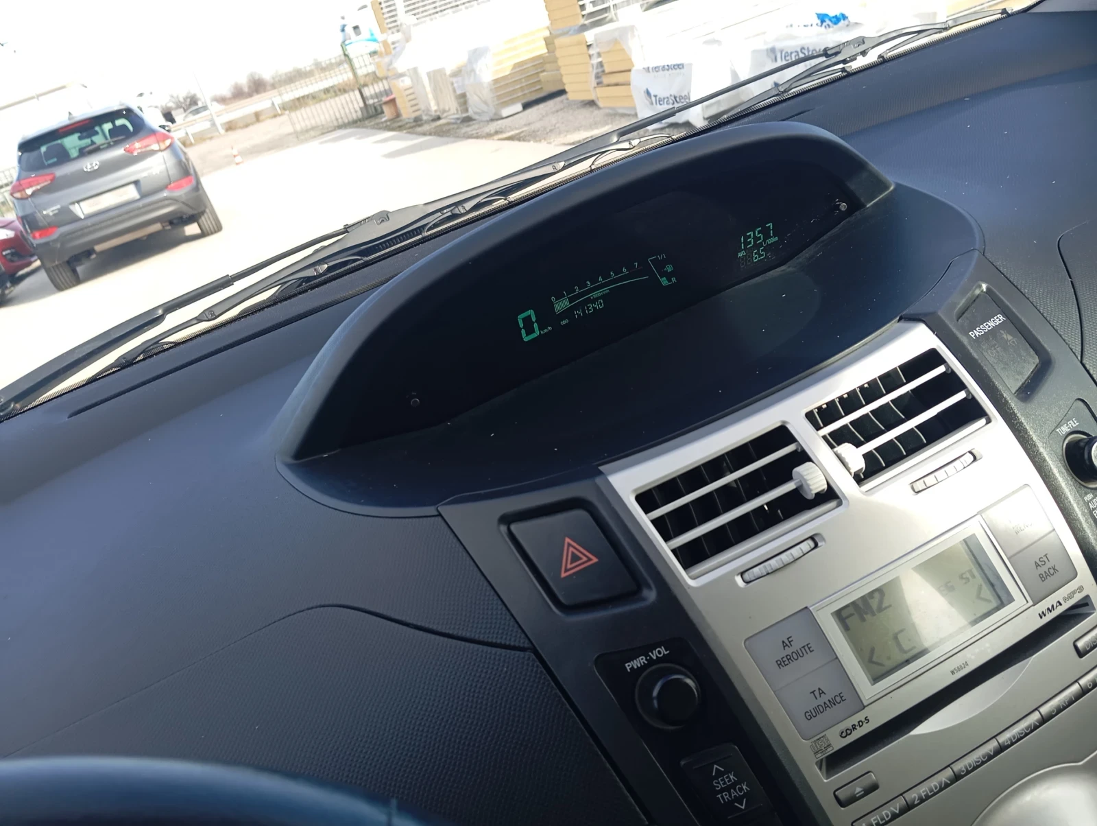 Toyota Yaris 1.3 ������  | Mobile.bg � ����������� 10