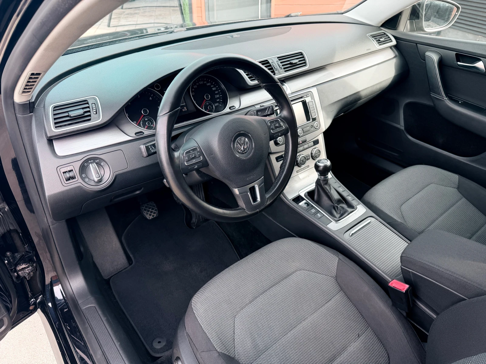 VW Passat 2.0TDI/Navi/Автопилот - изображение 10