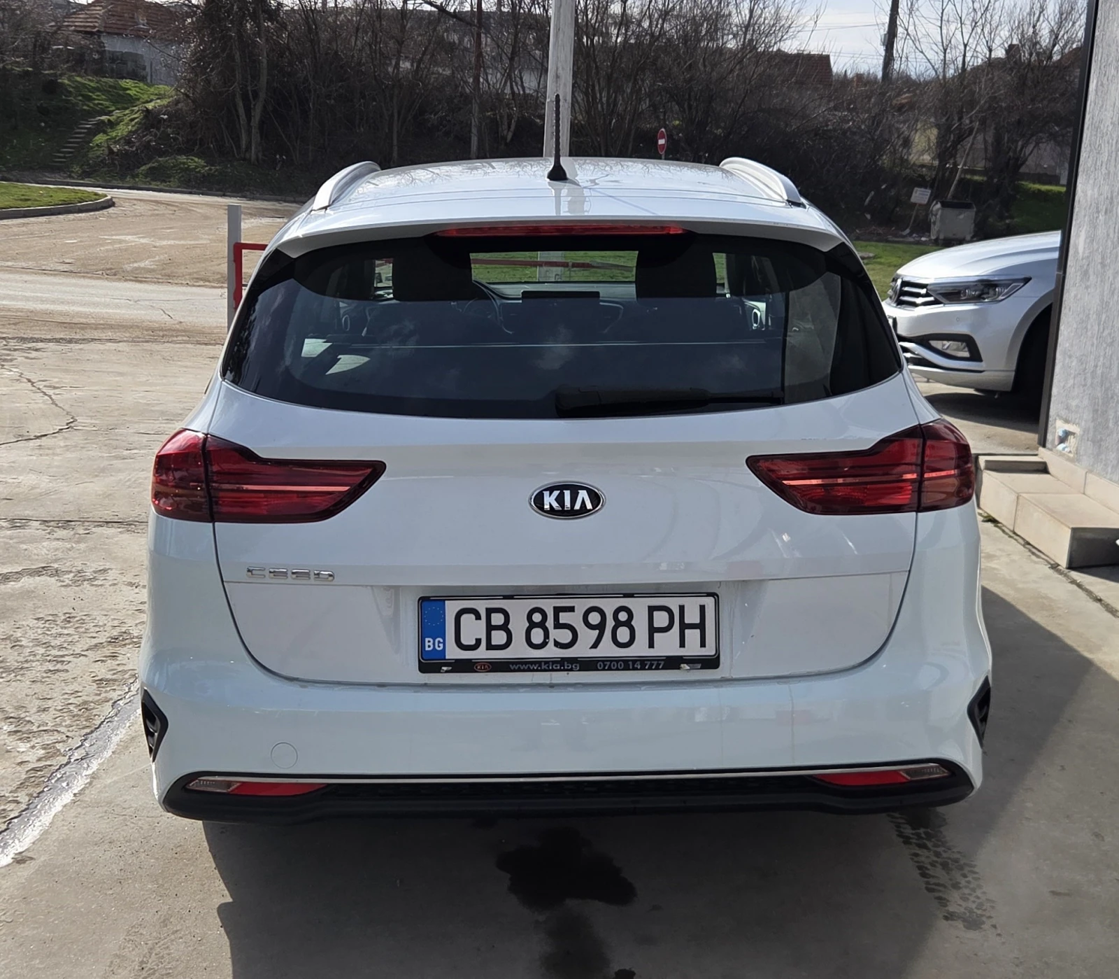 Kia Ceed 72 000km. 1.6 CRDi (115 Hp) - изображение 5