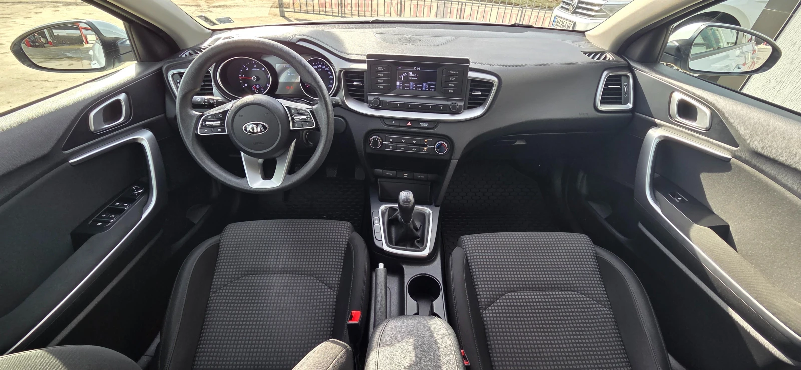 Kia Ceed 72 000km. 1.6 CRDi (115 Hp) | Mobile.bg � ����������� 11