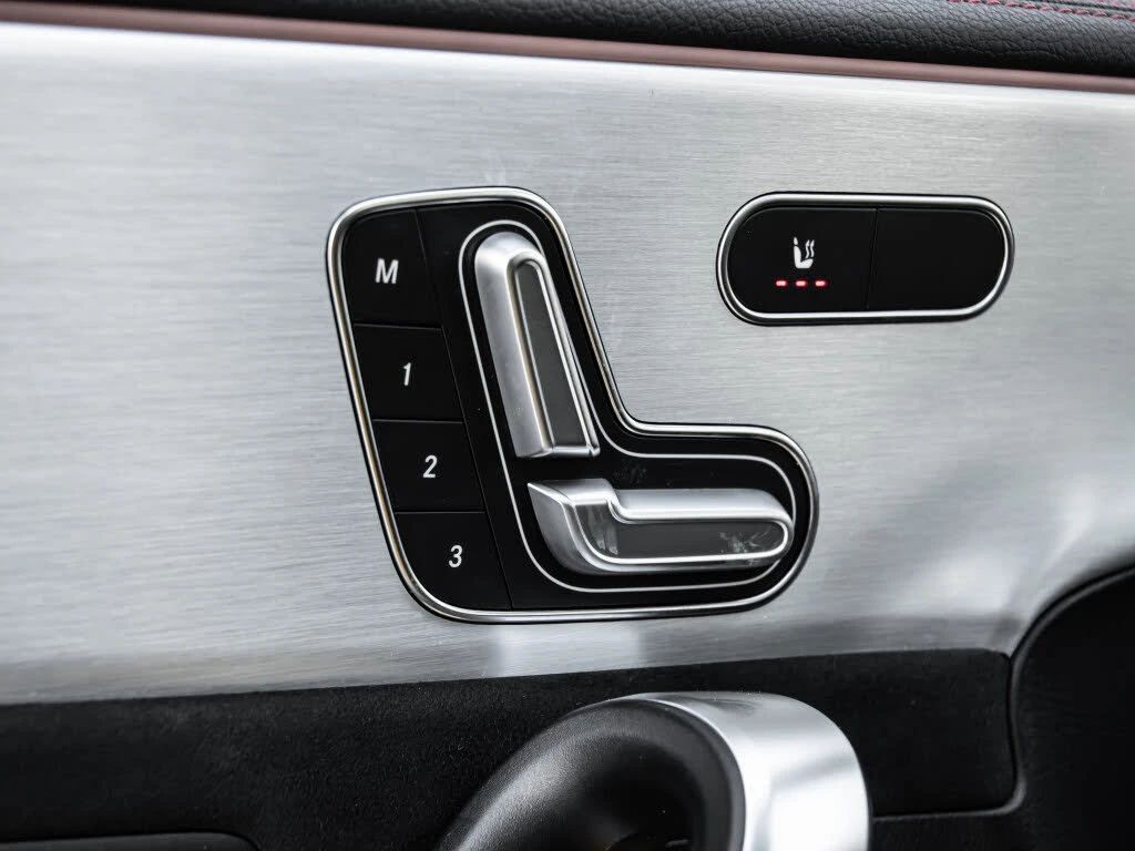 Mercedes-Benz CLA 250 * AMG Line * HeadUp * * A���������* (���� �� ��) | Mobile.bg � ����������� 14