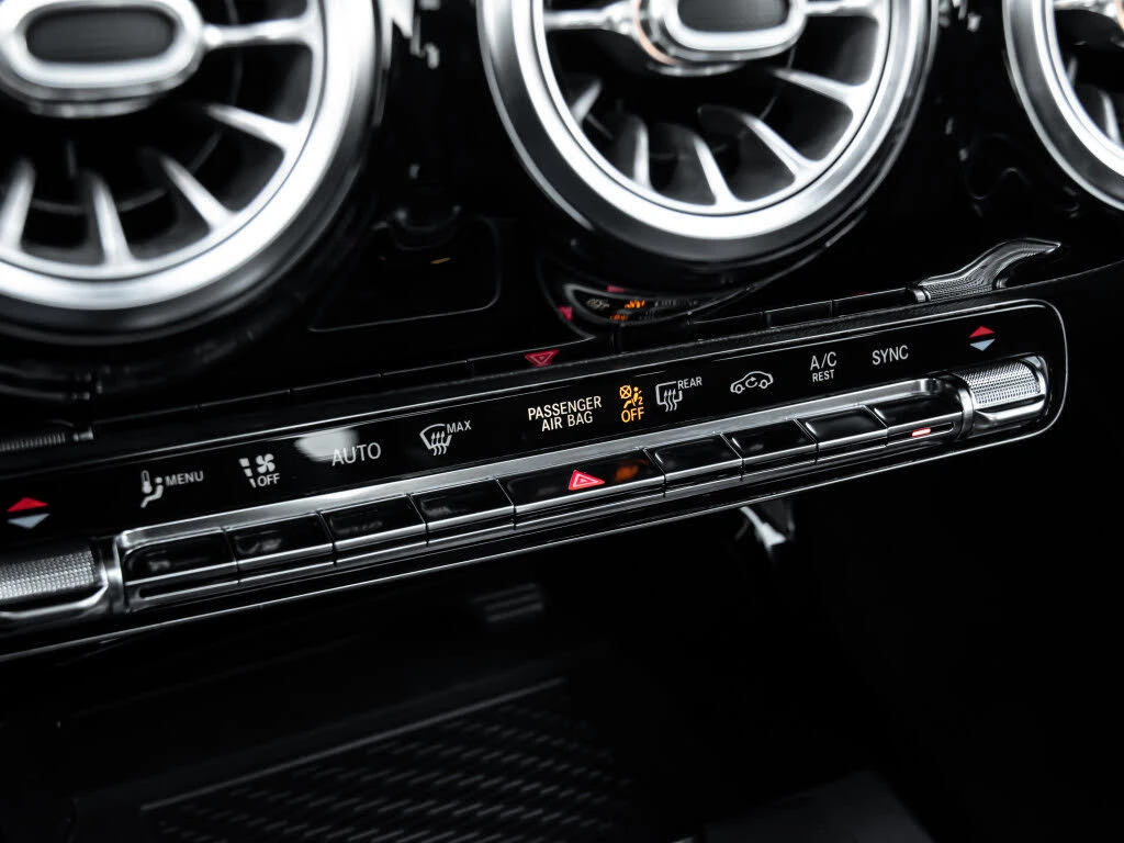 Mercedes-Benz CLA 250 * AMG Line * HeadUp * * A���������* (���� �� ��) | Mobile.bg � ����������� 12