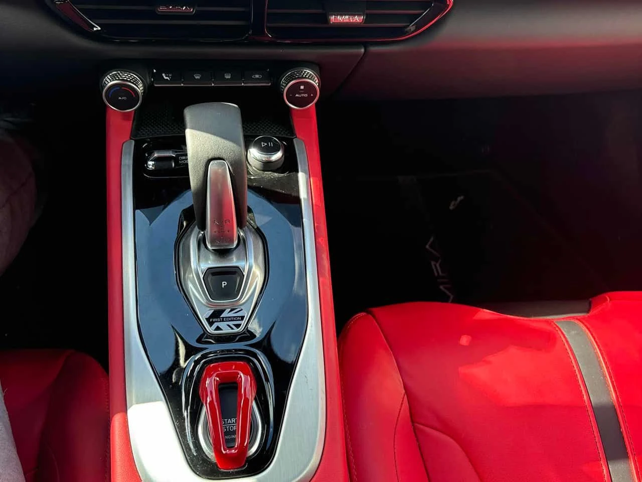 Други Друг * LOTUS* EMIRA* First Edition * , снимка 9 - Автомобили и джипове - 53934175