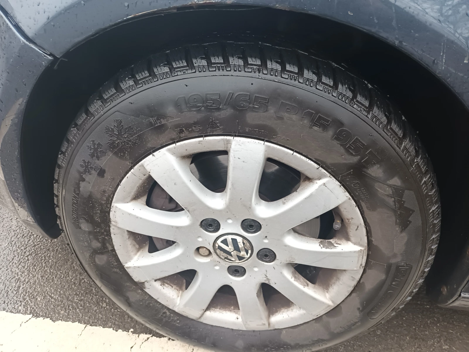 VW Golf Plus 1.6 Fsi, снимка 6 - Автомобили и джипове - 54000412