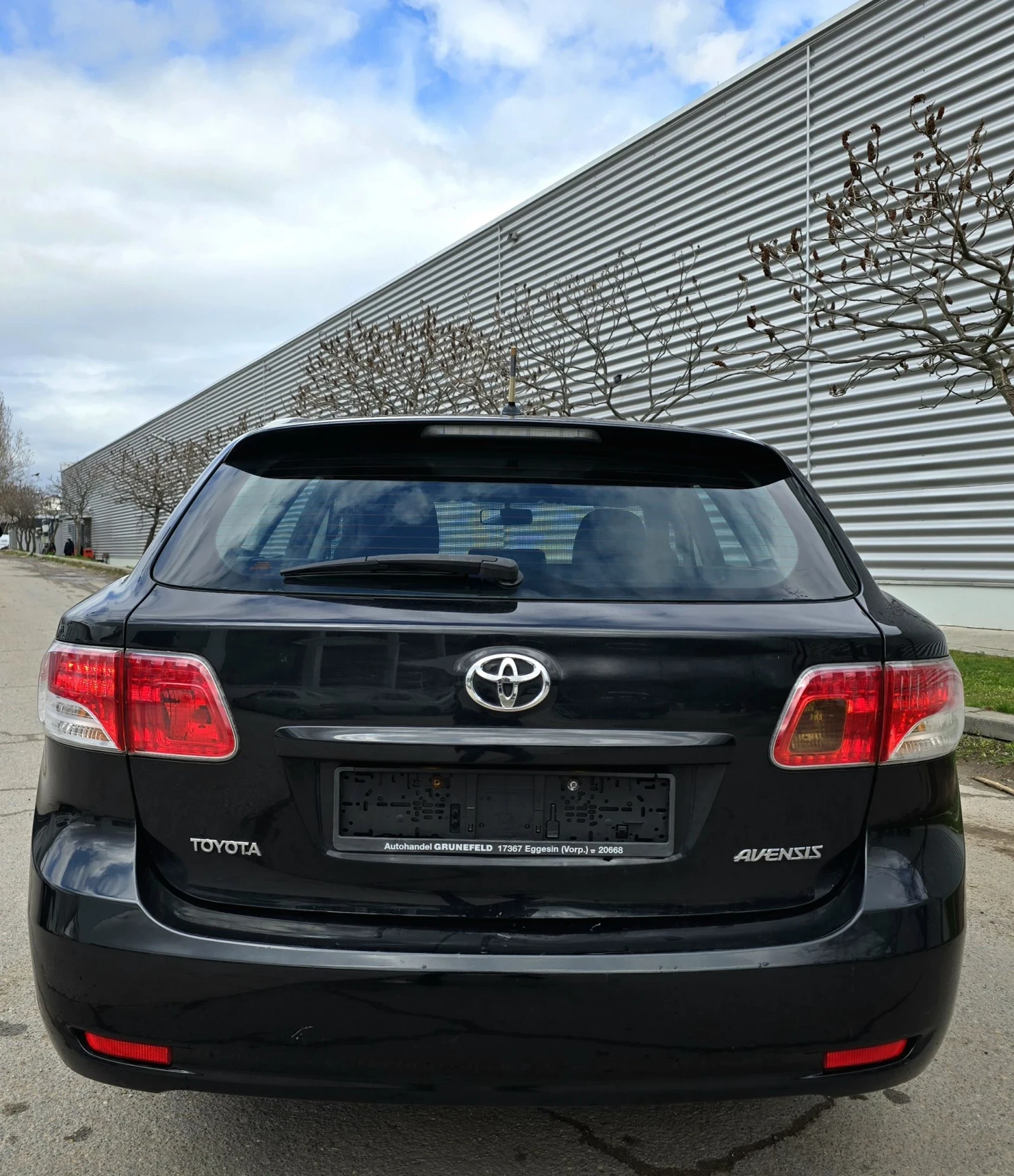 Toyota Avensis Сервизна история TUV , снимка 9 - Автомобили и джипове - 54082403