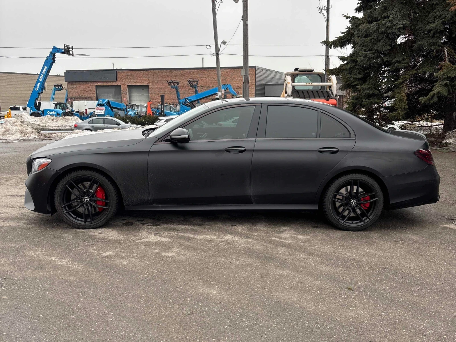 Mercedes-Benz E 43 AMG Burmaster* Обдухване, снимка 3 - Автомобили и джипове - 54237990