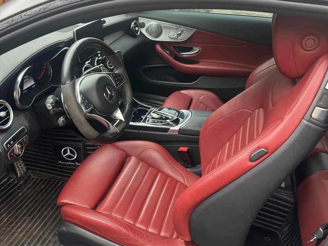 Mercedes-Benz C 43 AMG | BURMESTER | 360 | ЧЕРВЕН САЛОН | CARFAX | , снимка 5 - Автомобили и джипове - 54479644