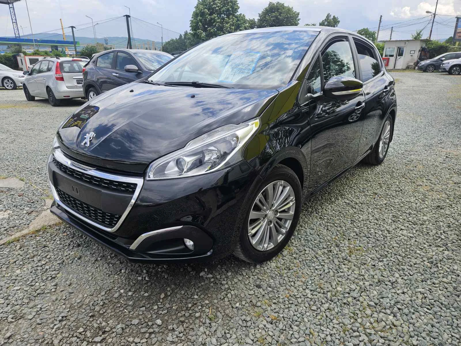 Peugeot 208 1.5HDi-Панорама
