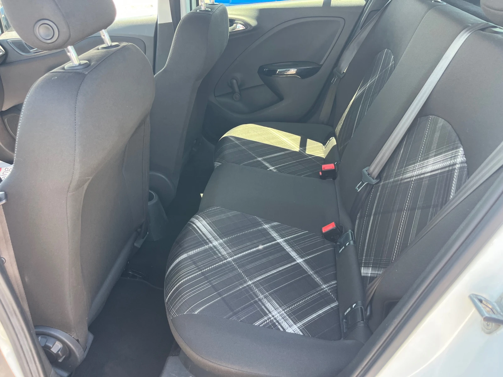 Opel Corsa 1.4 Gpl, снимка 11 - Автомобили и джипове - 54804759