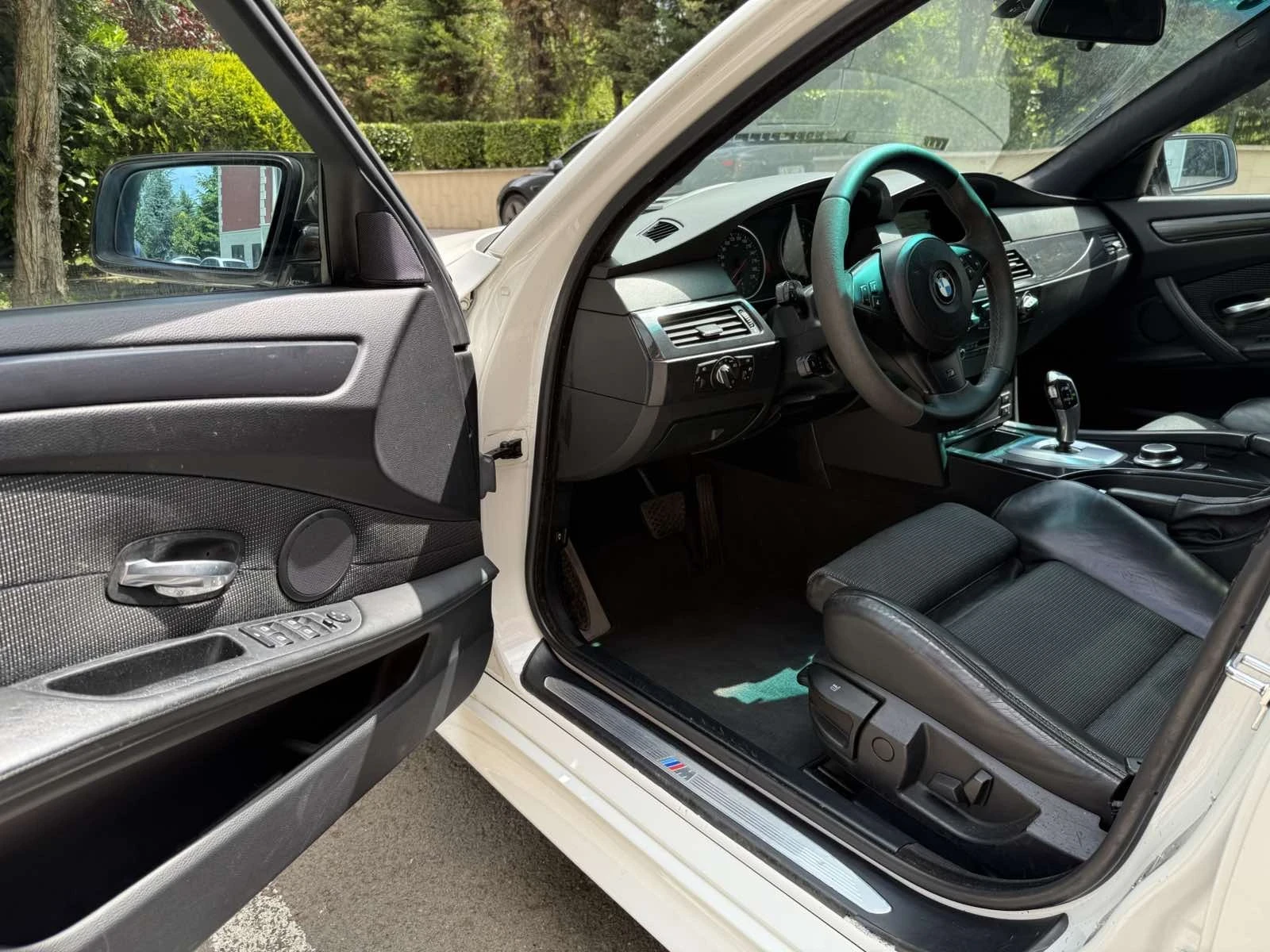 BMW 530, снимка 5 - Автомобили и джипове - 54819543