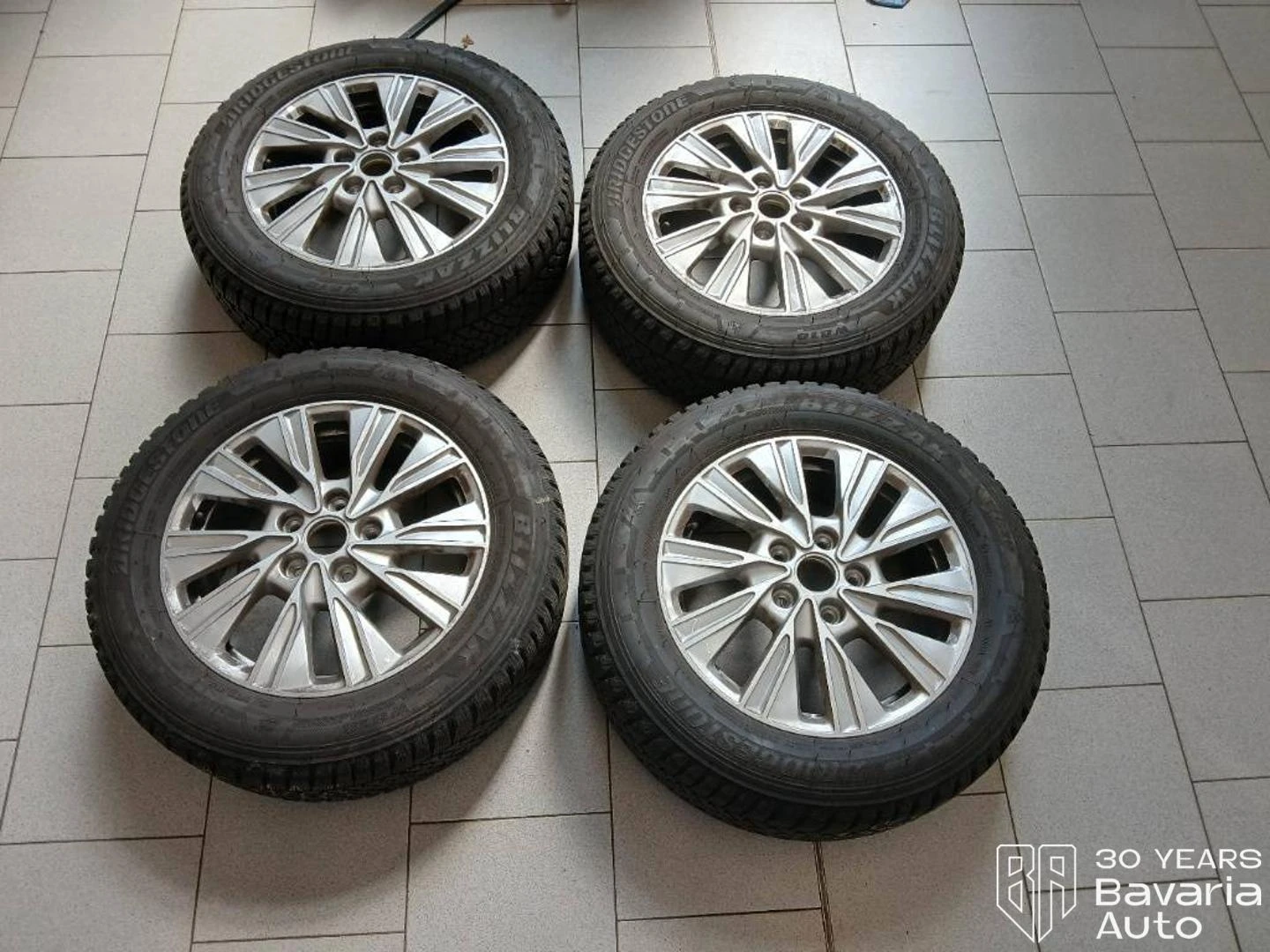 VW Multivan Style long DSG Easy Open Basic, снимка 17 - Автомобили и джипове - 55401607
