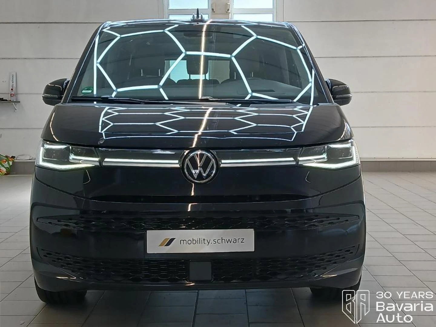 VW Multivan Style long DSG Easy Open Basic, снимка 6 - Автомобили и джипове - 55401607