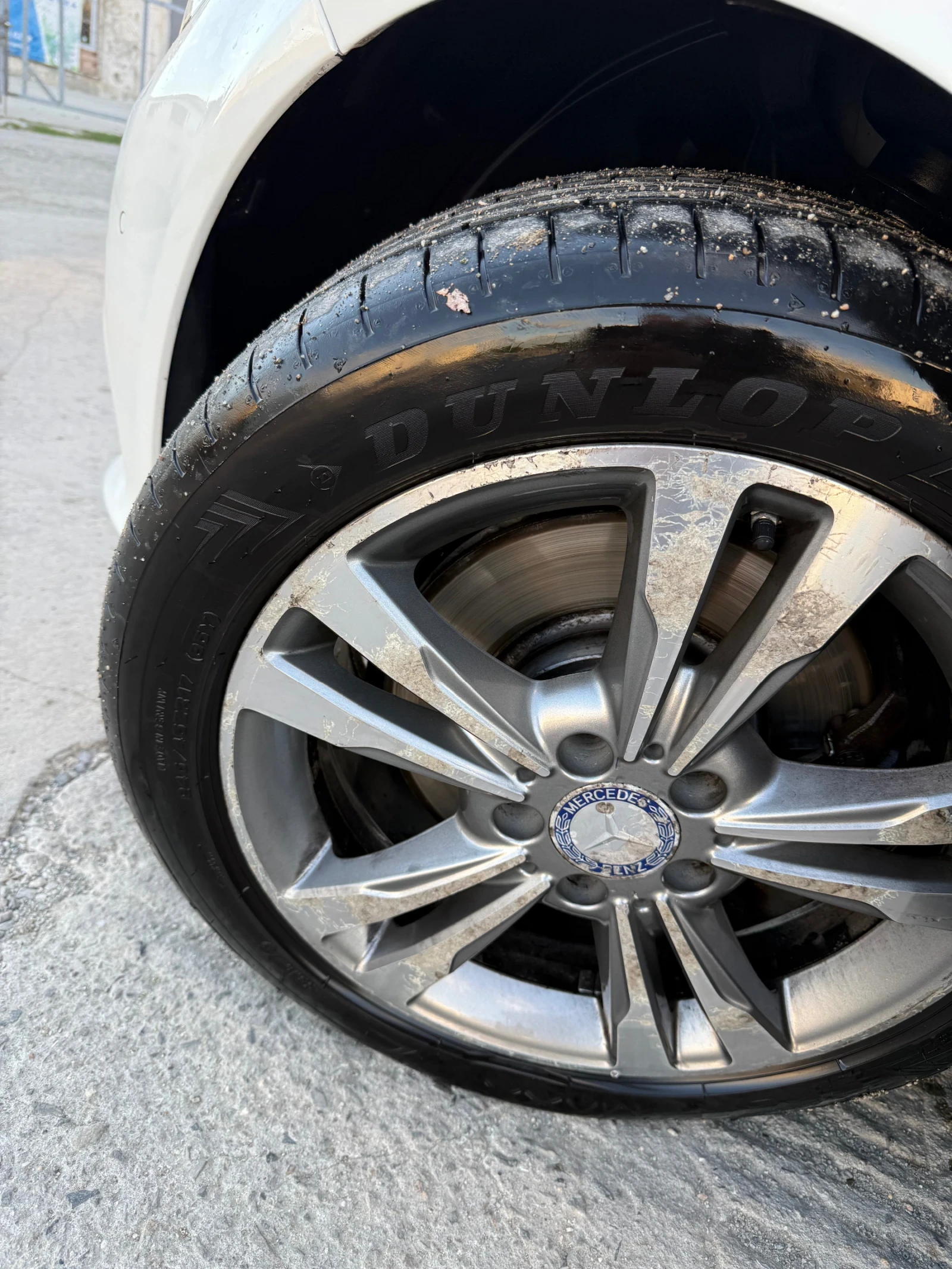 Mercedes-Benz E 250, снимка 15 - Автомобили и джипове - 56301774