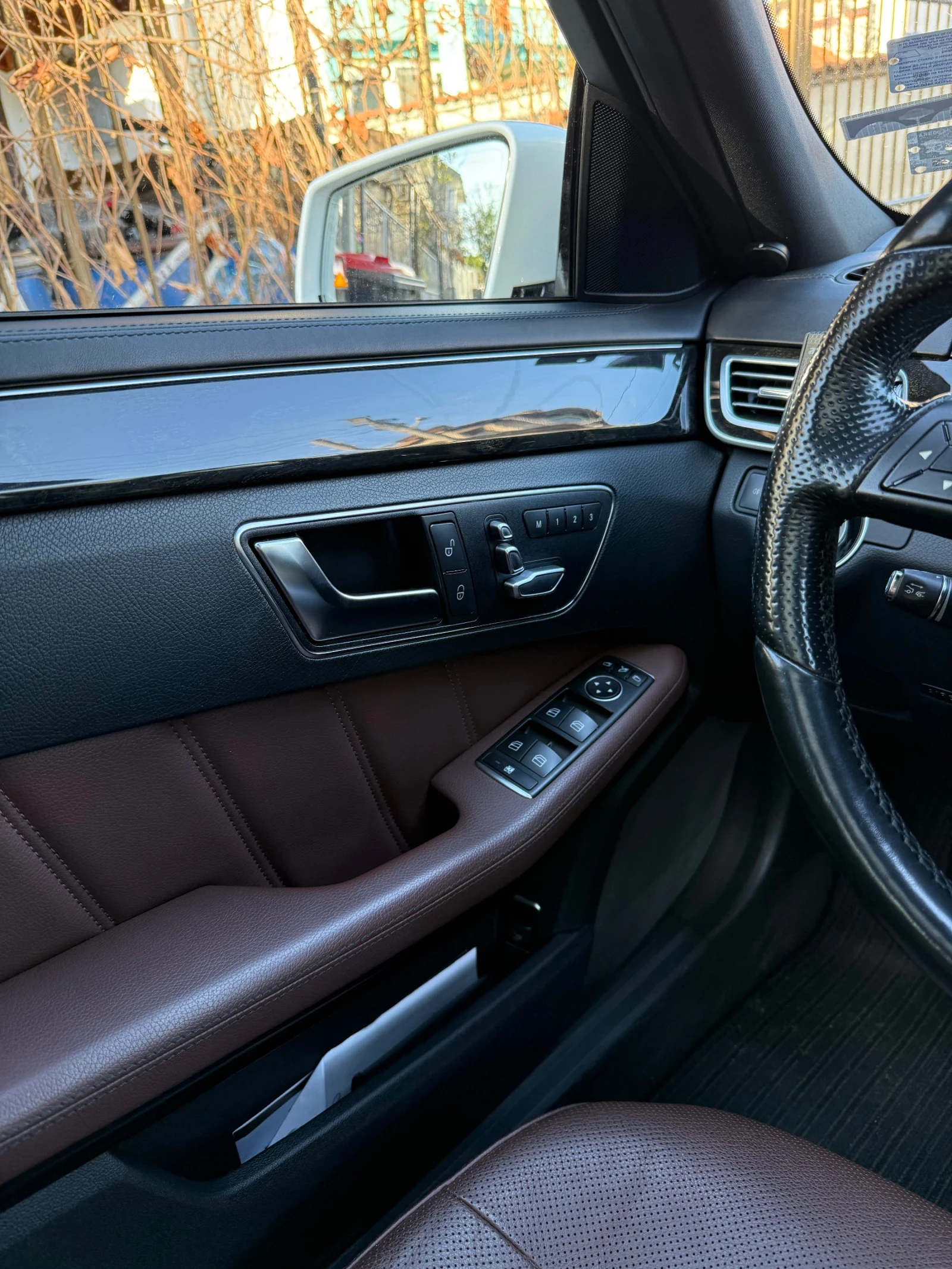 Mercedes-Benz E 250, снимка 2 - Автомобили и джипове - 55652391