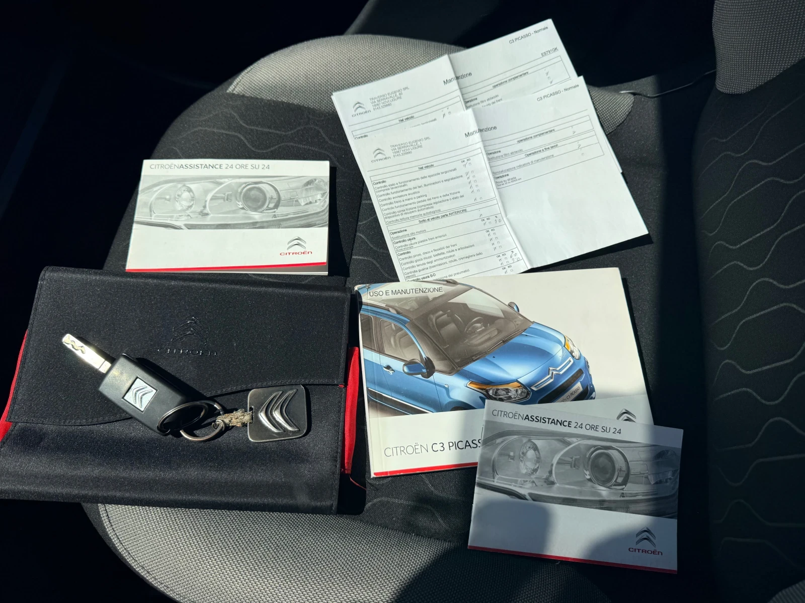 Citroen C3 Picasso 1.6HDI* FACE* EXCLUSIVE&LIMITED* Bluetooth* Темпом, снимка 16 - Автомобили и джипове - 55710765