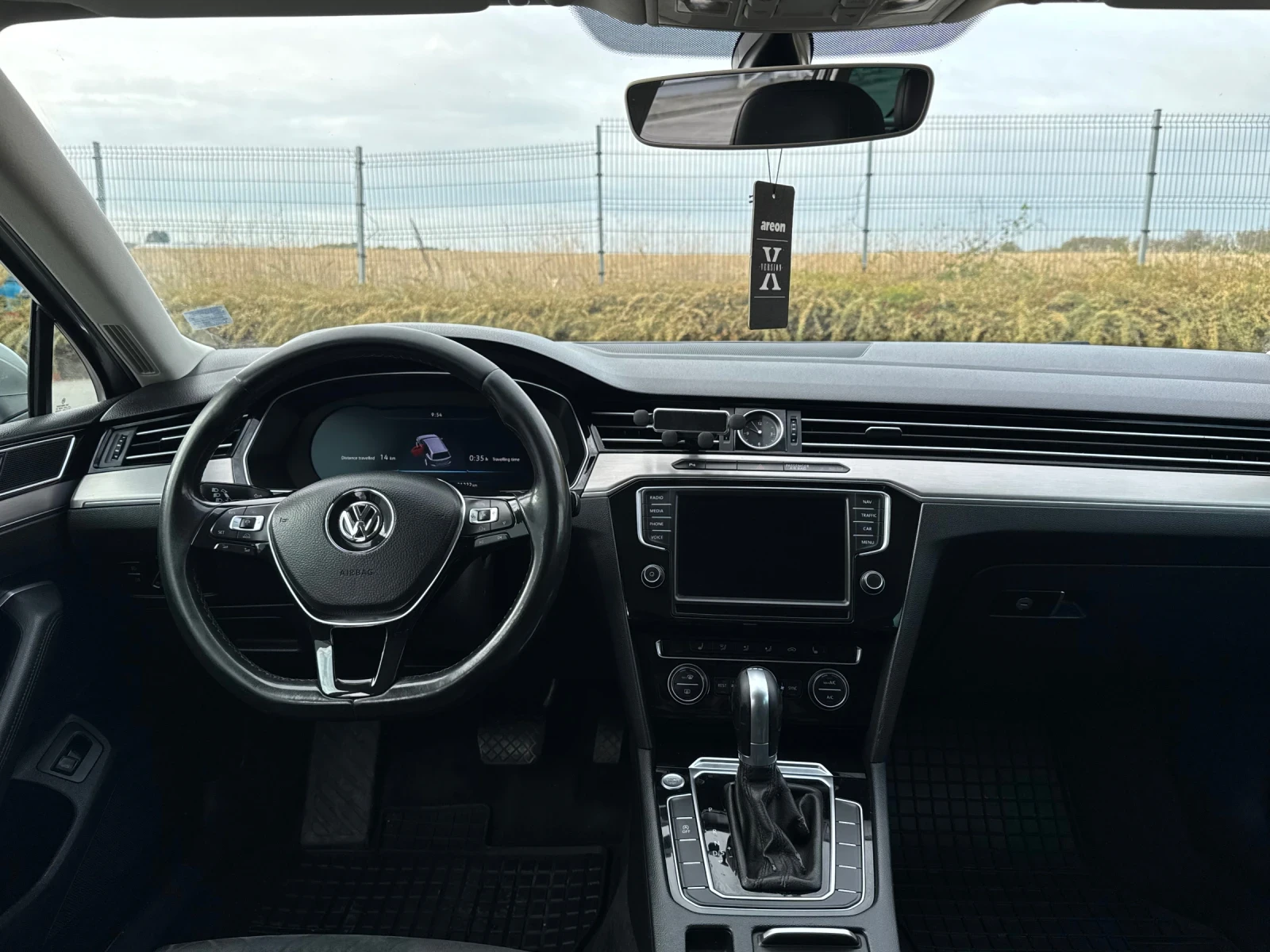 VW Passat 2.0 TDI dig dsg , снимка 9 - Автомобили и джипове - 56529007