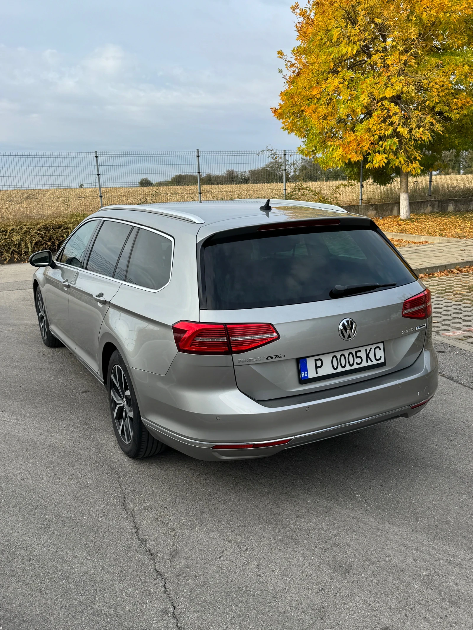 VW Passat 2.0 TDI dig dsg , снимка 4 - Автомобили и джипове - 56529007
