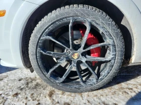 Porsche Cayenne * GTS * CARFAX * БЕЗ ПЪРВОНАЧАЛНА ВНОСКА, снимка 16