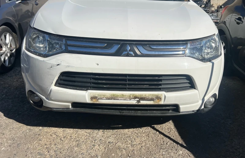 Mitsubishi Outlander 2.2 d, снимка 1 - Автомобили и джипове - 41921438