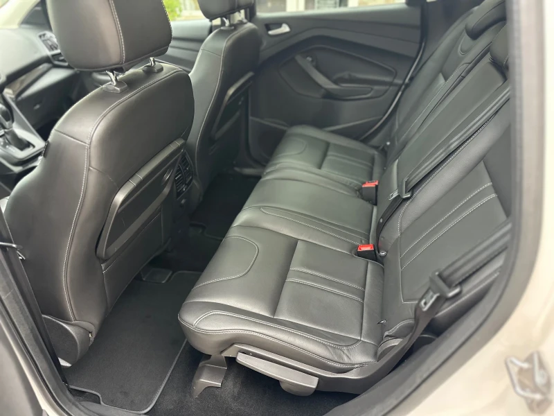 Ford Kuga 1.6i* 182kc* ST LINE * LPG, снимка 10 - Автомобили и джипове - 51838750